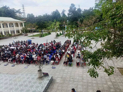 TĂNG CƯỜNG TUYÊN TRUYỀN PHÁP LUẬT PHÒNG, CHỐNG MA TÚY VÀ TỘI PHẠM CÔNG NGHỆ CAO TRONG TRƯỜNG HỌC- TRƯỜNG THPT NGUYỄN VĂN TRỖI NĂM HỌC 2025-2026